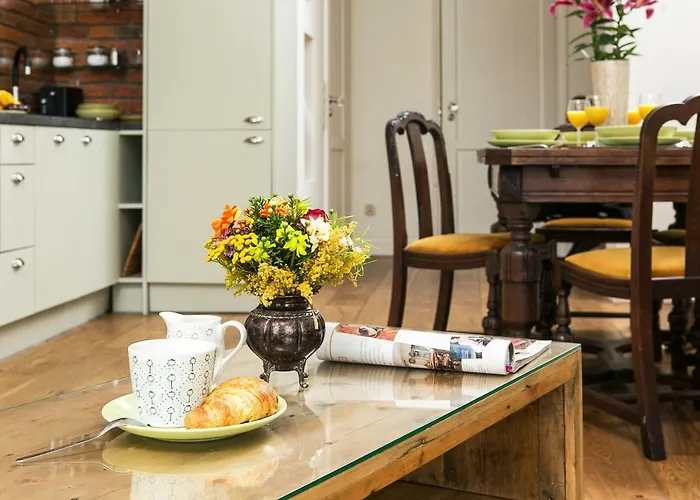 Old Town Brigue Apartment By Otium